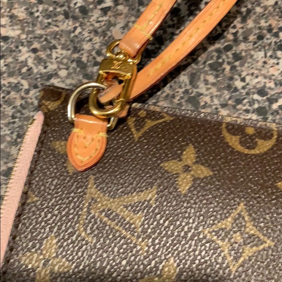 Louis Vuitton Monogram pouch MM size - Picture 4 of 8